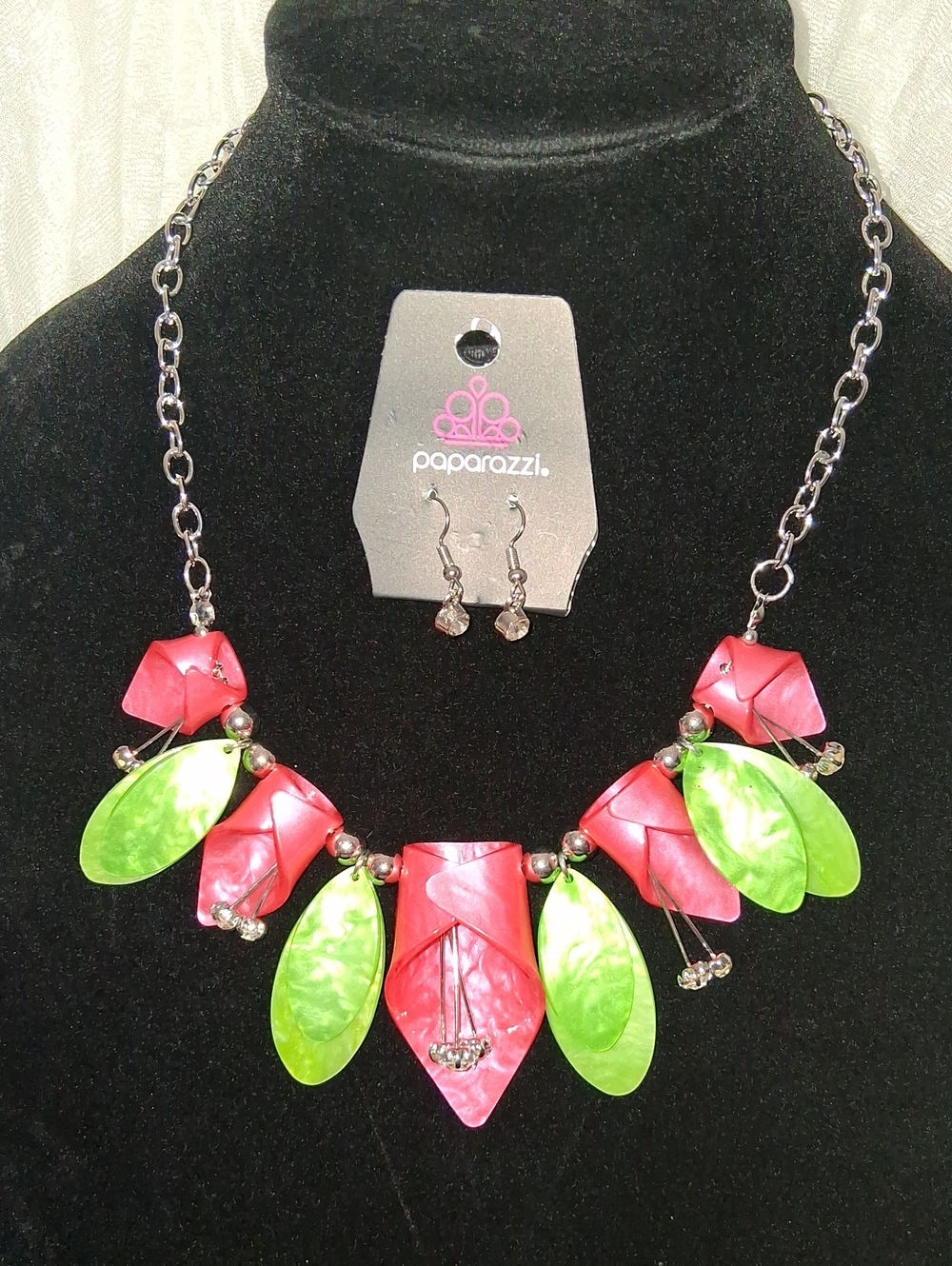 paparazzi Bright Pink and Lime Statement Necklace Set